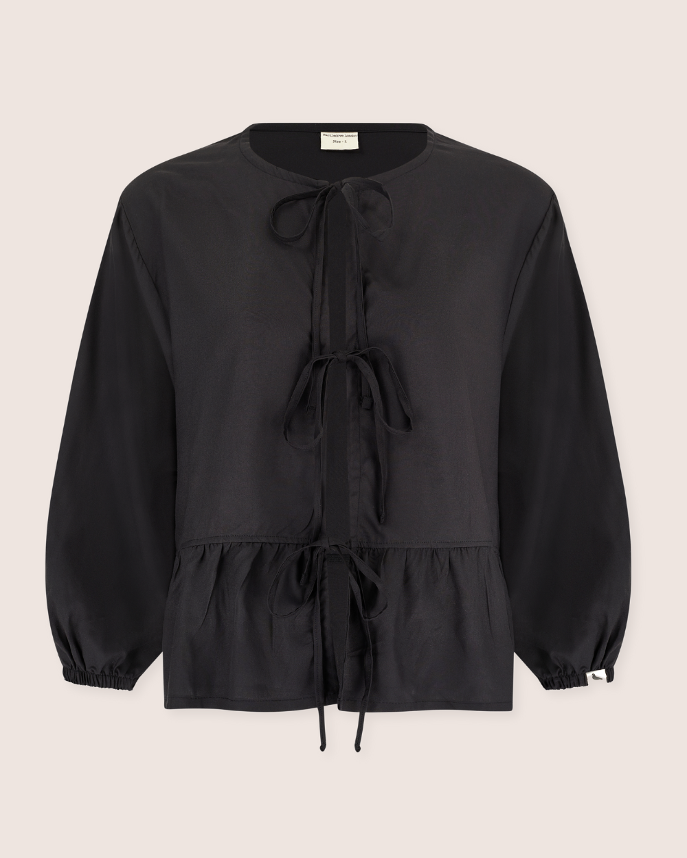 Breastfeeding Outfit Ideas That Are Stylish and Practical