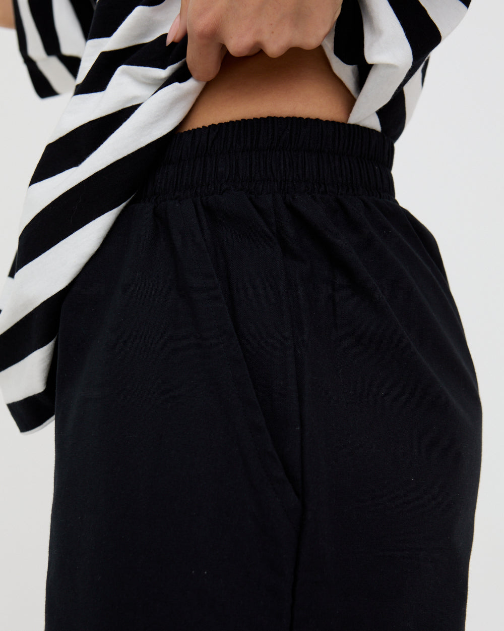Judy Black Crop Trousers