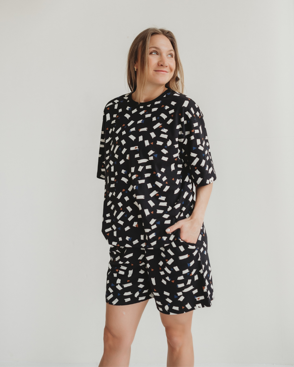 Audrey Black Confetti Print Shorts - image 2