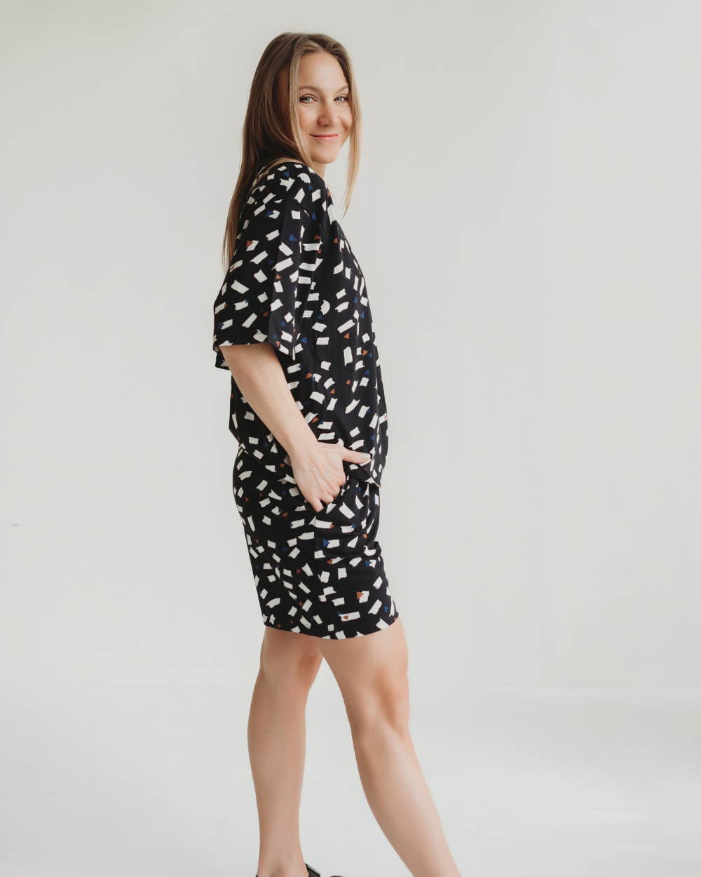 Audrey Black Confetti Print Shorts - image 3