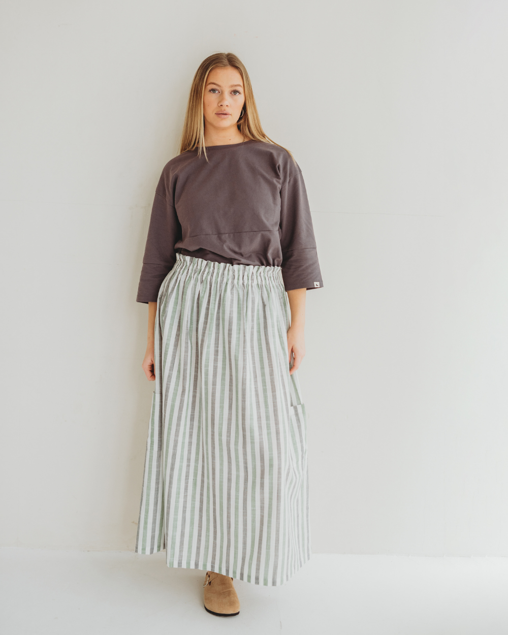 Anna Multicolur Multifunctional Stripe Print Maxi Skirt- image 1