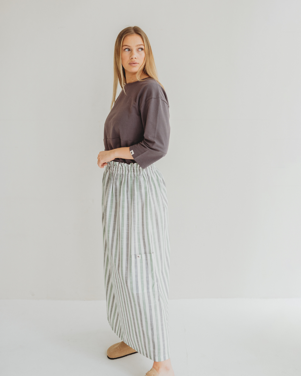 Anna Multicolur Multifunctional Stripe Print Maxi Skirt- image 12
