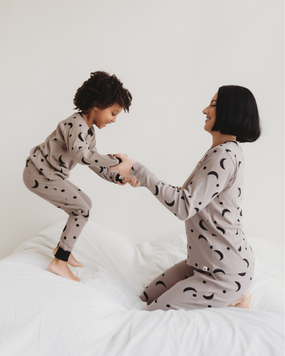 organic cotton Lisa Stone Half Moon Print Leggings - image 1