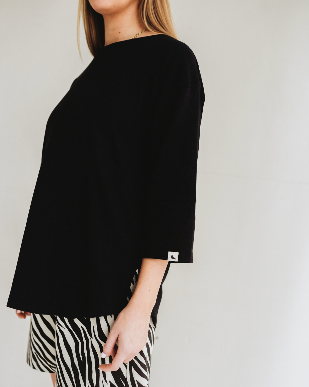 organic cotton Sarah Black Top - image 4