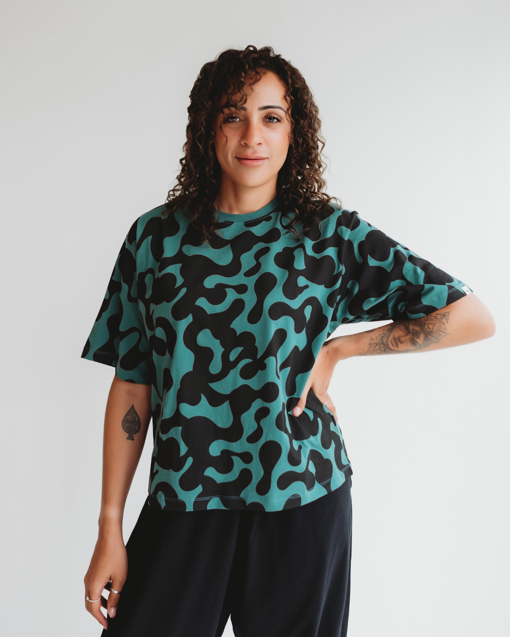 Elsie Green Abstract Swirl Print Oversized T-Shirt - image 2