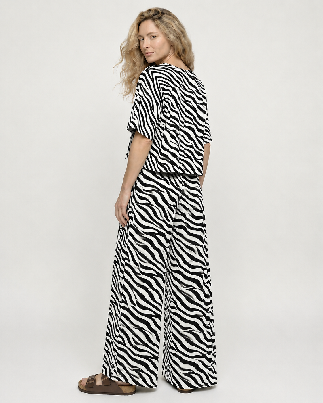 Elle Brown Tiger Print Button Front Top