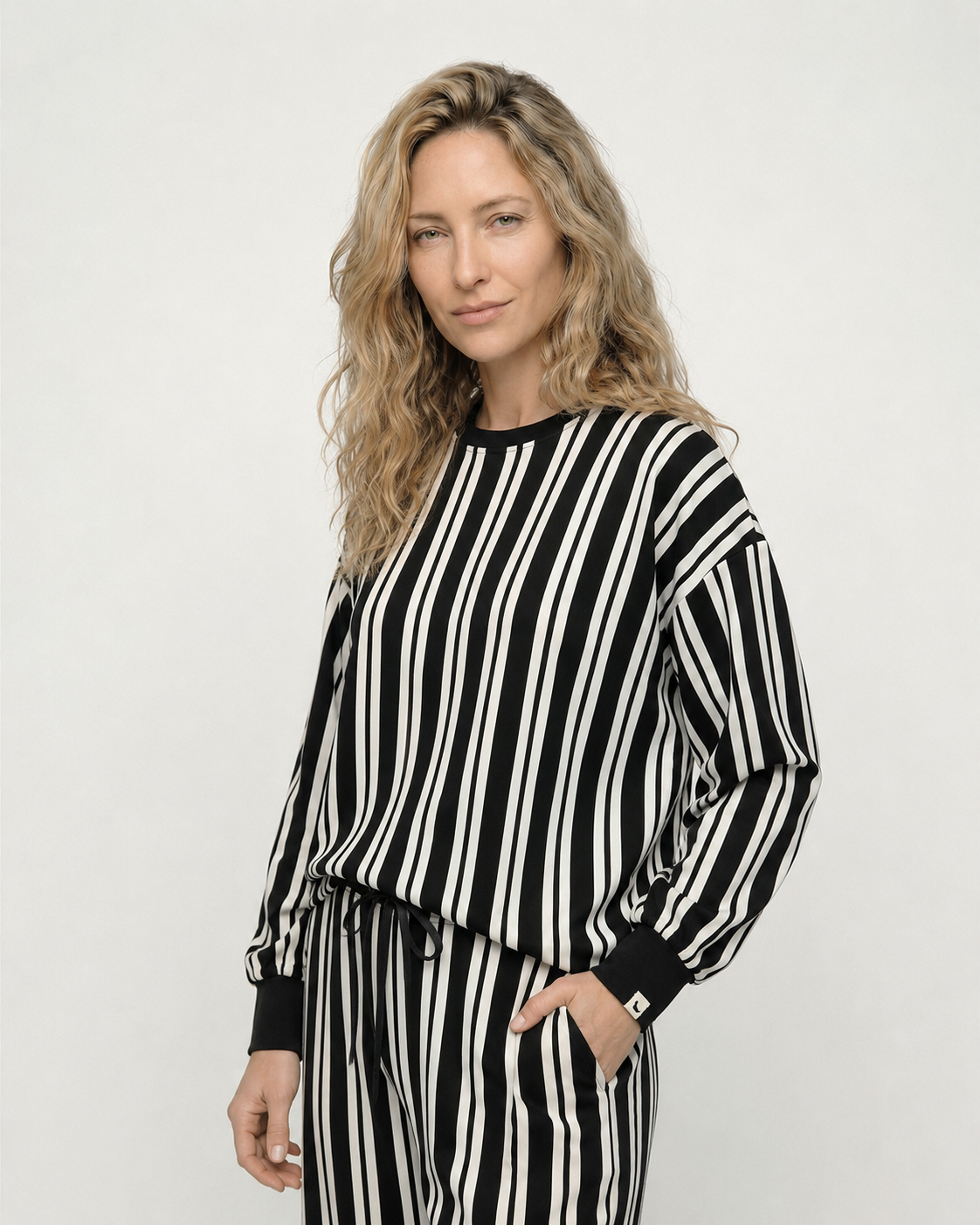Nel Black Stripe Print Sweatshirt