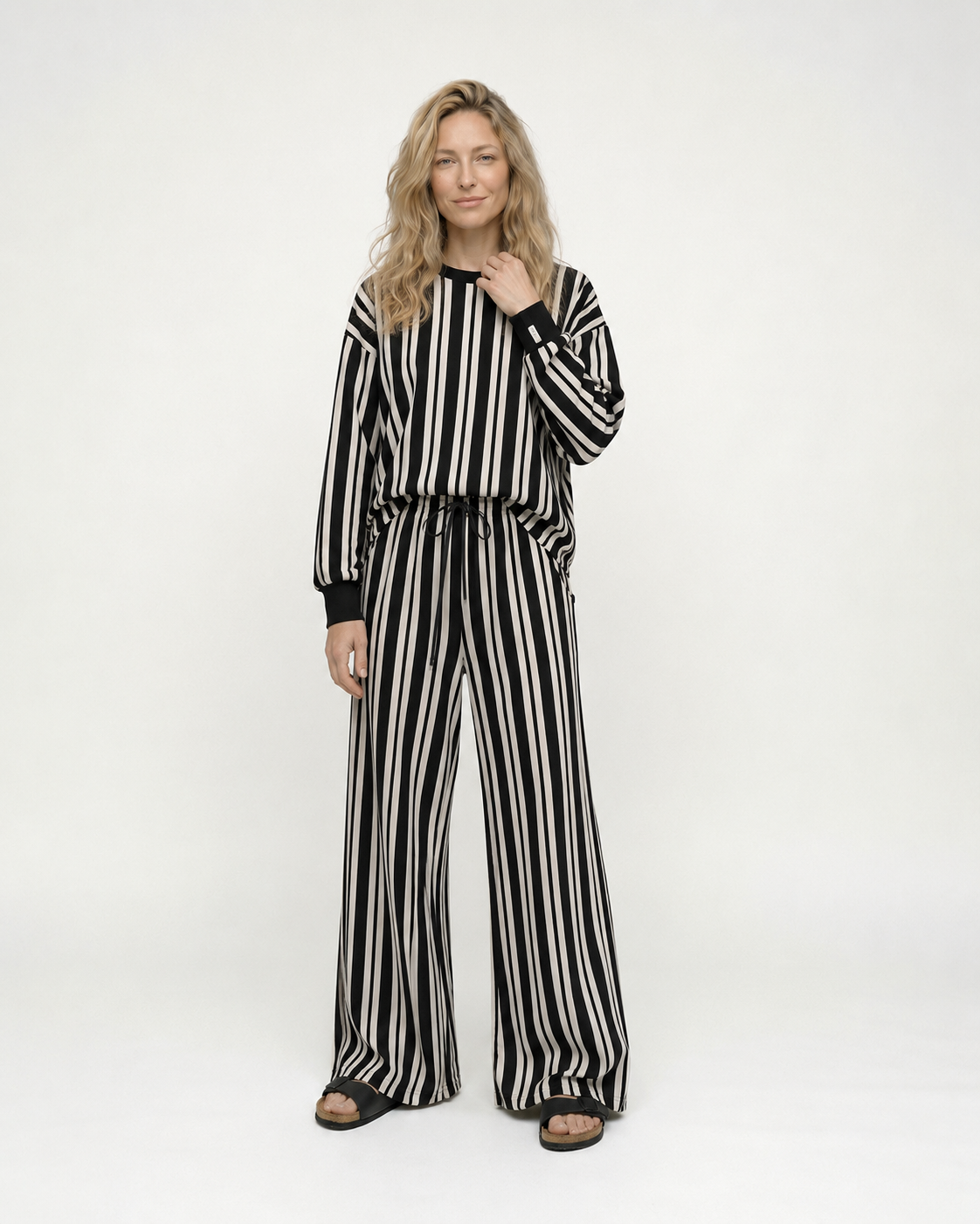 Thi Black Stripe Print Wide Leg Trouser