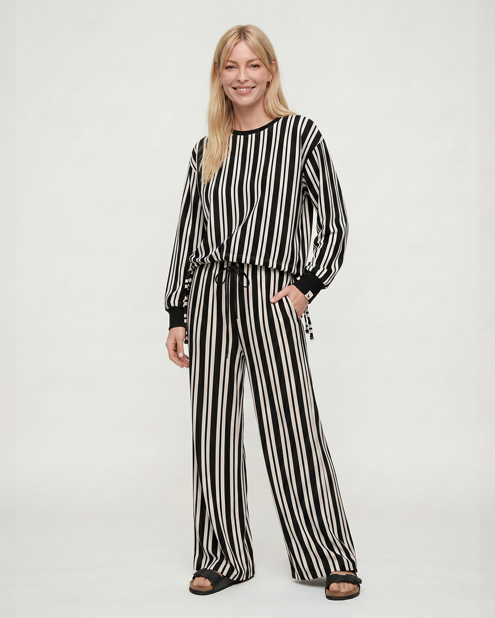 Nel Black Stripe Print Sweatshirt