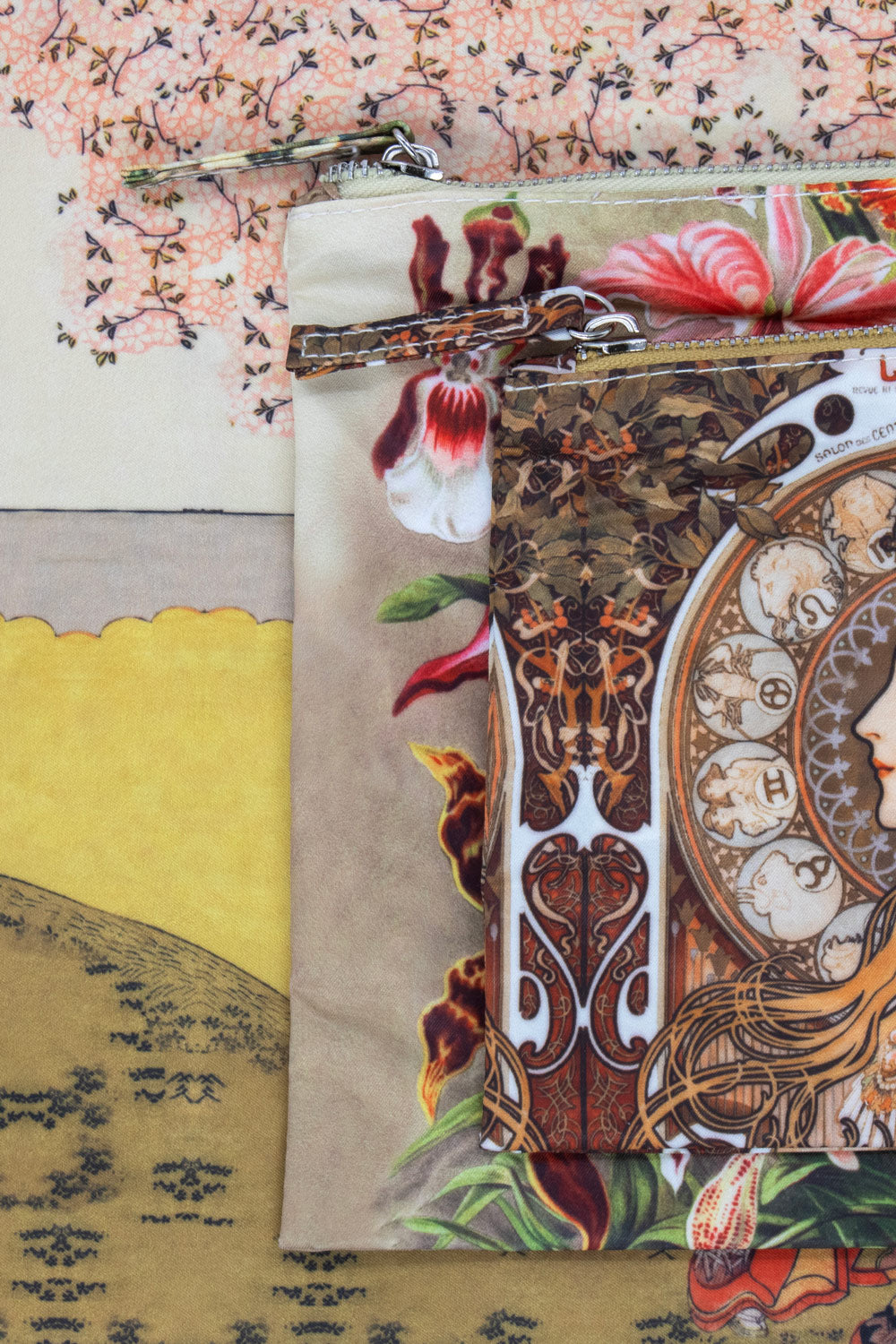 Museum Collection Set of 3 Neutral Pouches