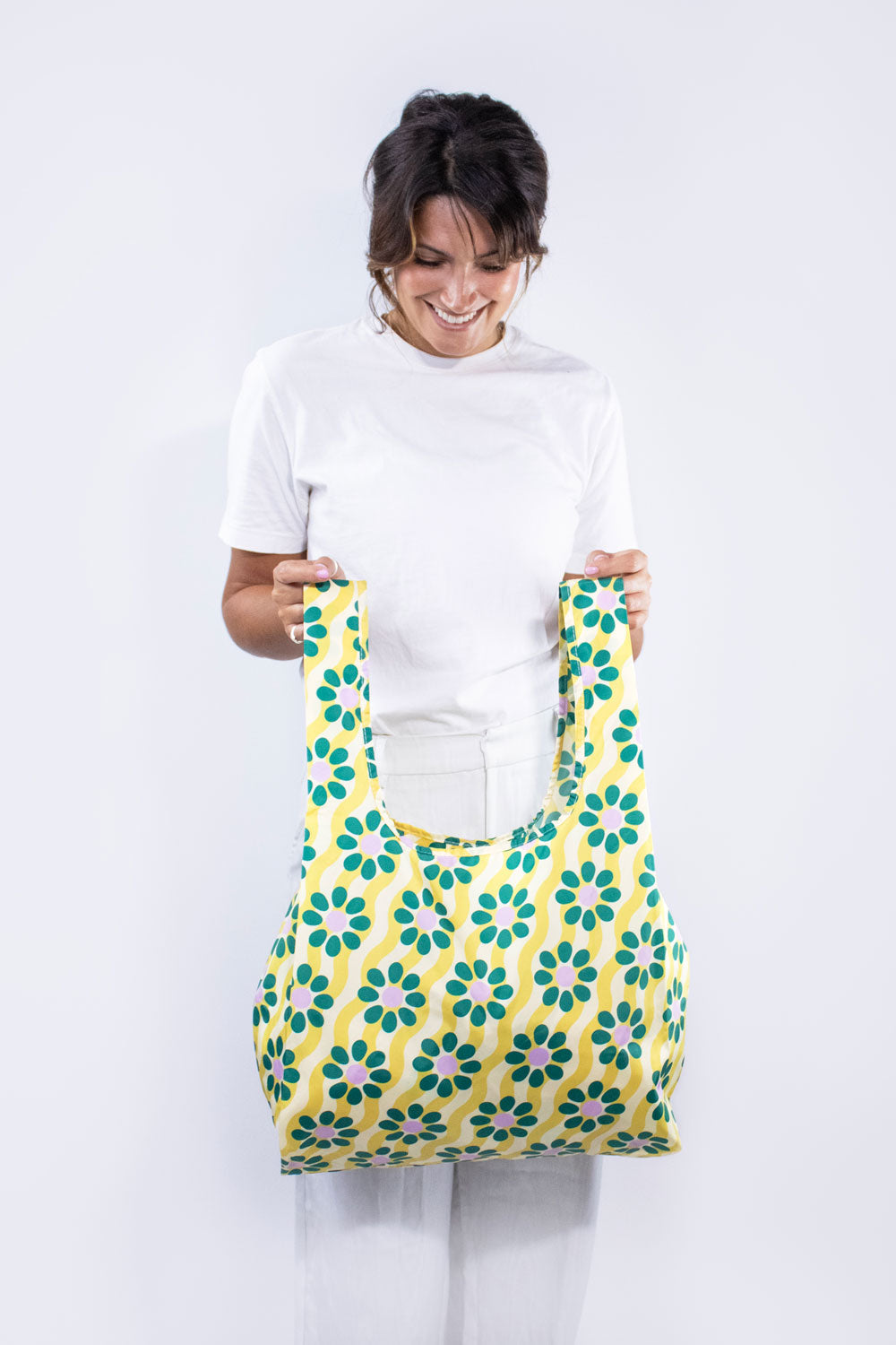 Medium Wavy Daisy Reusable Bag