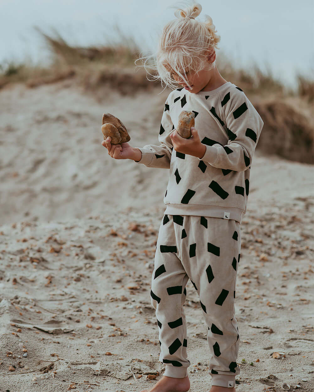 eco-friendly Stone Confetti Print Velour Joggers - image 2