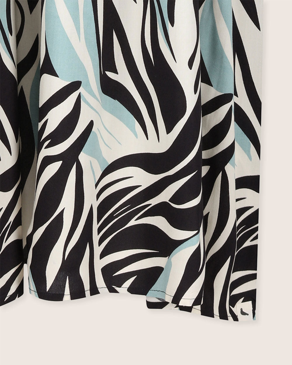 Zuri Multicolour Zebra Twirl Print Multifunctional Maxi Skirt- image 6