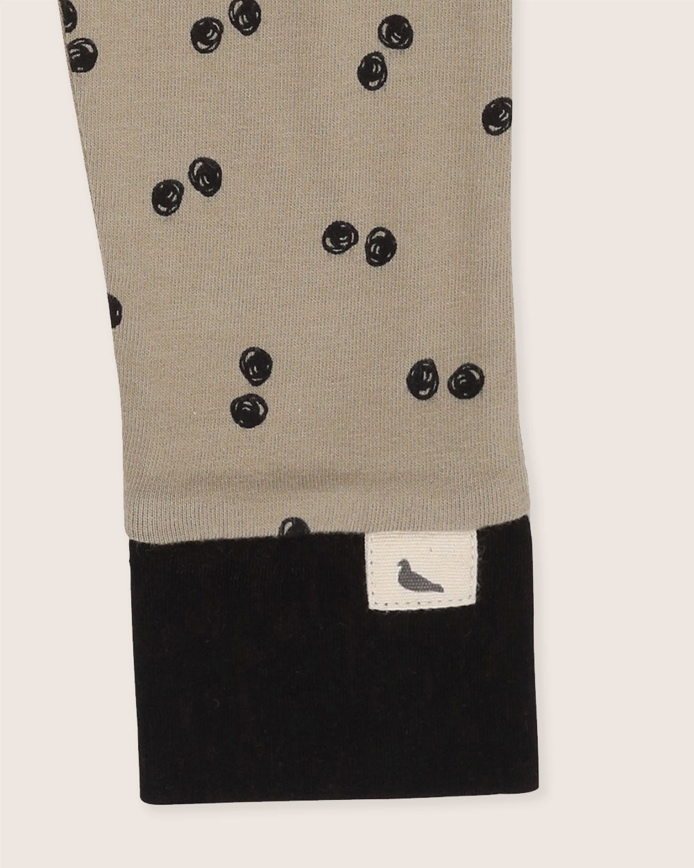 Super-soft organic cotton kids leggings